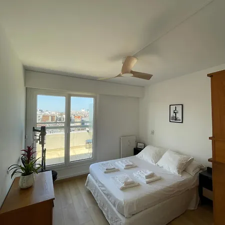Apartment F8 - Terrace Paris's View, Eiffel Tower Area