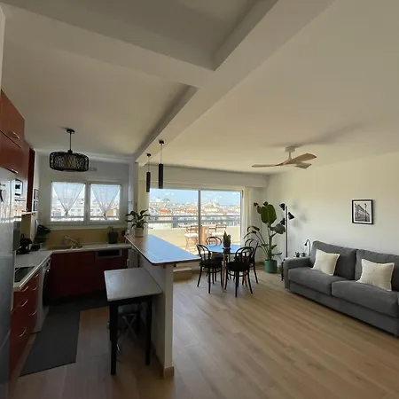 F8 - Terrace Paris's View, Eiffel Tower Area Apartment Paris